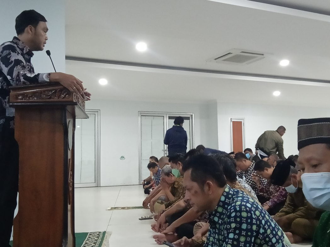 Umat Islam Tidak Boleh Sama(Kaum Kafir, Fasik, Musuh, Binatang Dan ...