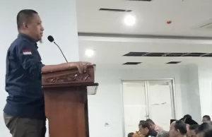 Sebab Runtuhnya Kekhalifahan Abbasiyah di Andalusia (Spanyol).