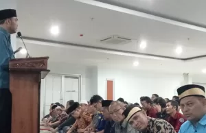 Tidak Menjadikan Agama sebagai Candaan