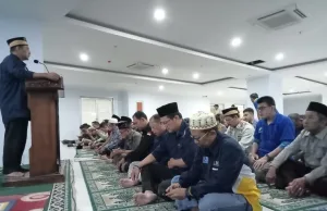 Tema : Shoum dan Ibadah lainnya, di bulan Romadhon adalah Rangkaian menuju Insan Bertaqwa.